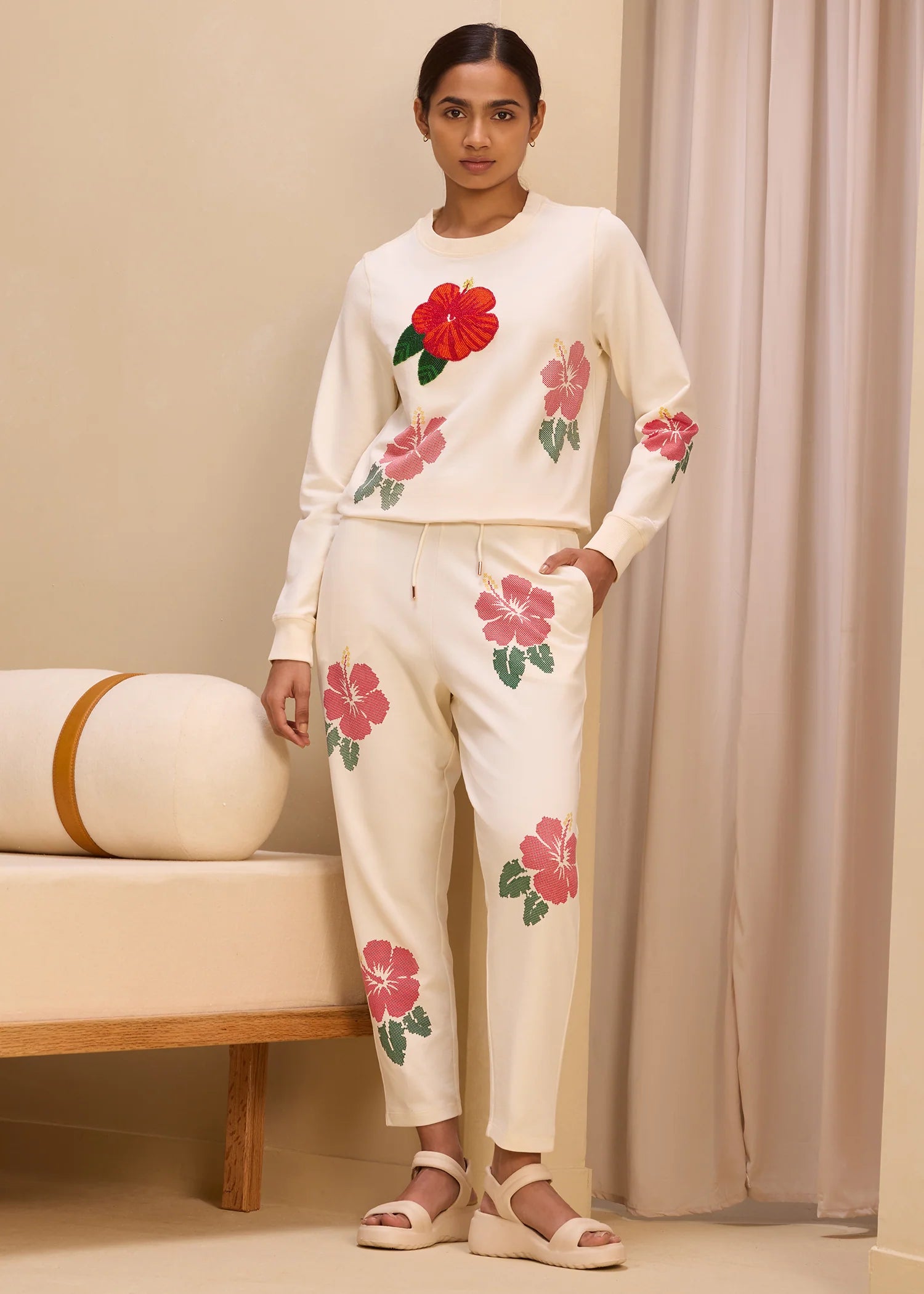 Hibiscus Tapered Pants
