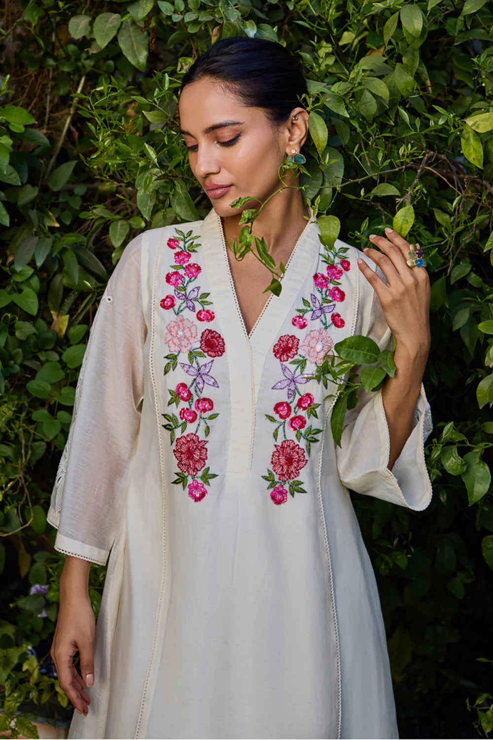 Arya Kurta Set