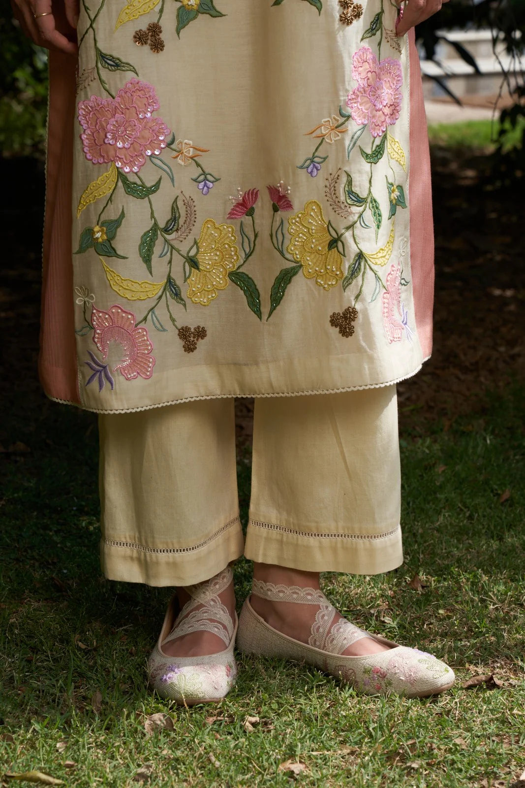 Iris Kurta Set