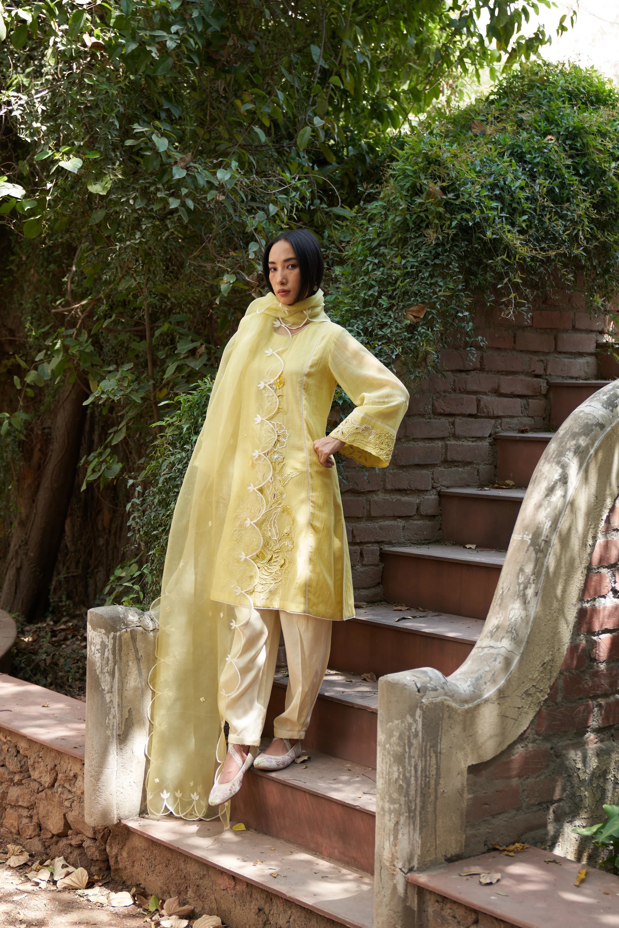 Cosmos Kurta Set