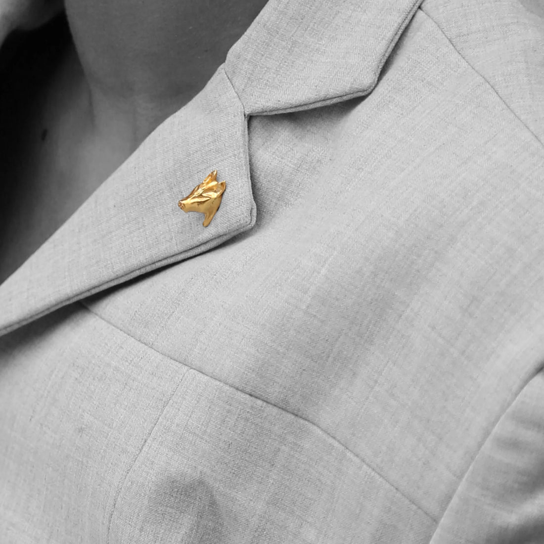 Rouge Brooch Pins