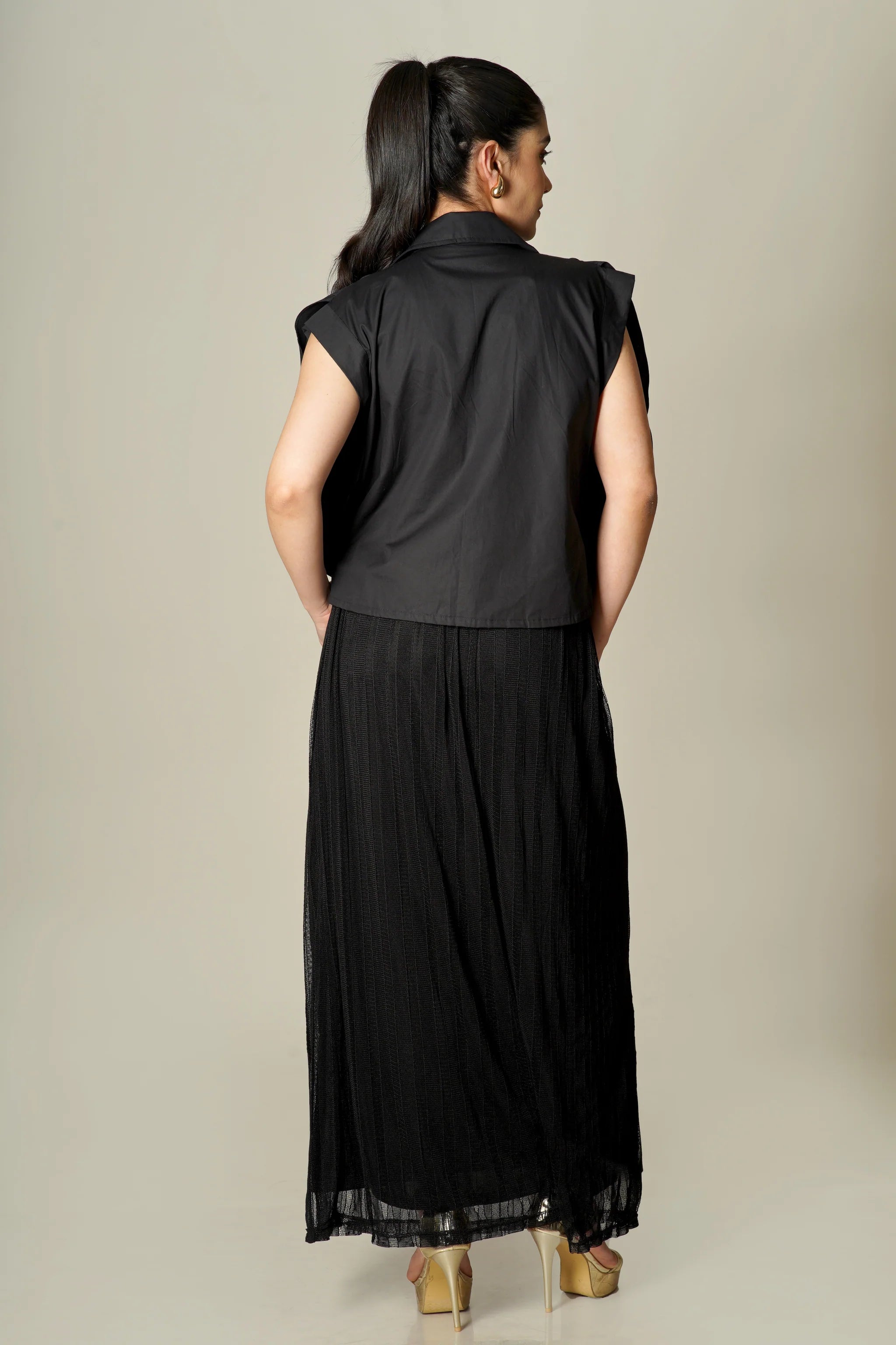Khloe Overlap Necklace Shirt