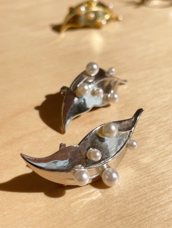 Ersa Pearl Ear Cuff