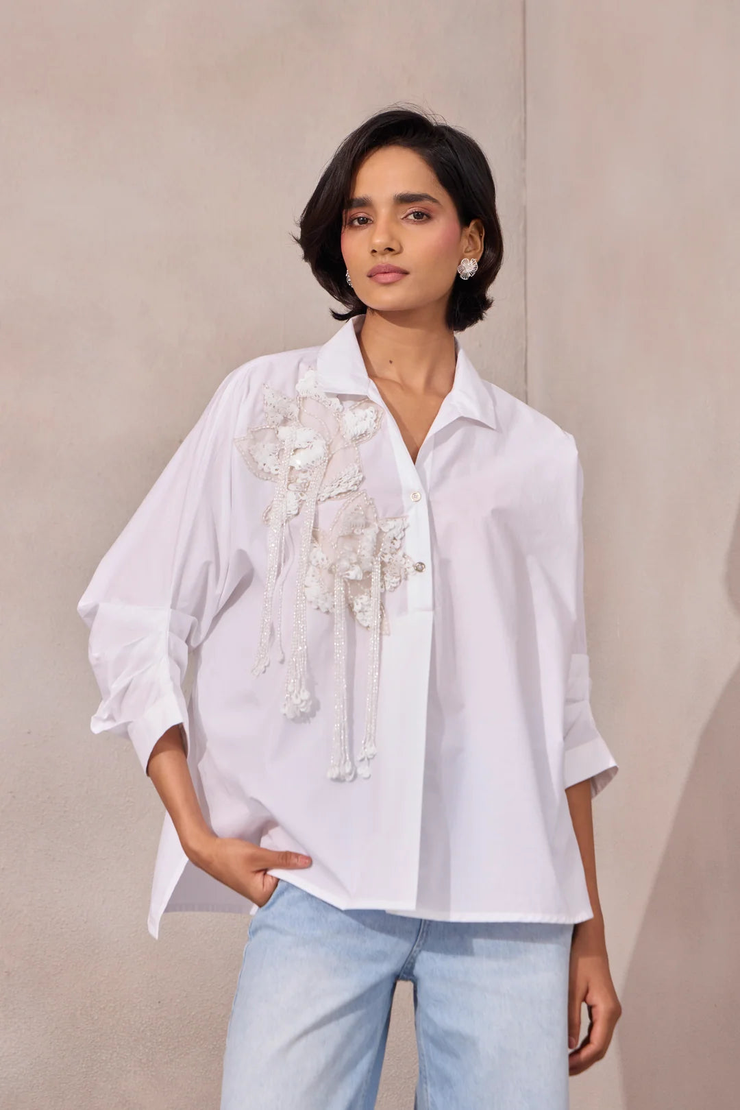 SOLARIS APPLIQUÉ SHIRT