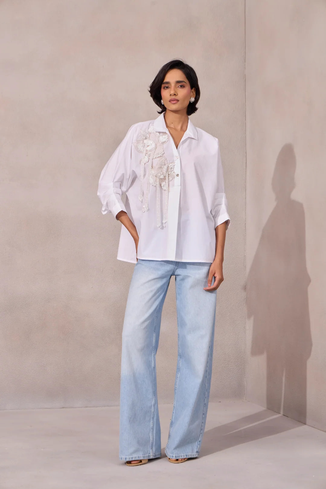 SOLARIS APPLIQUÉ SHIRT