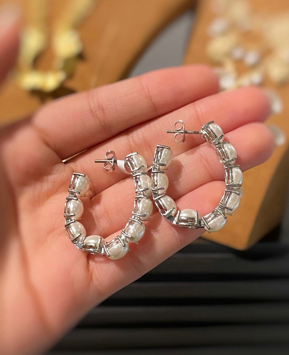 U Pearl Earrings