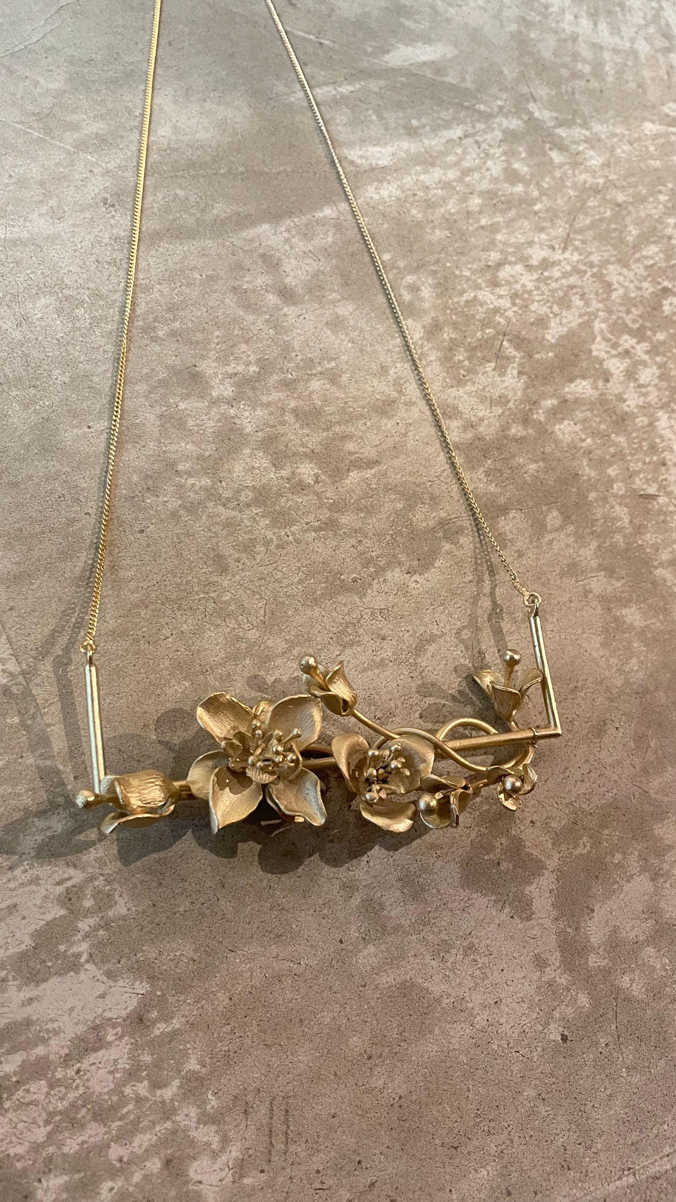 Floral long chain